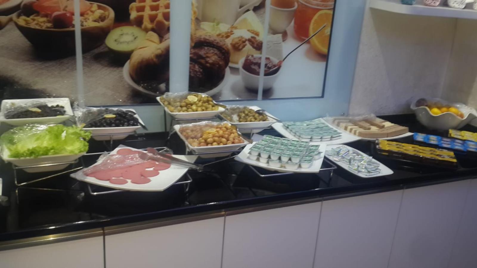 Asrin Business Hotel Kizilay Ankara Esterno foto